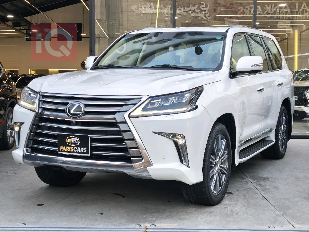Lexus LX